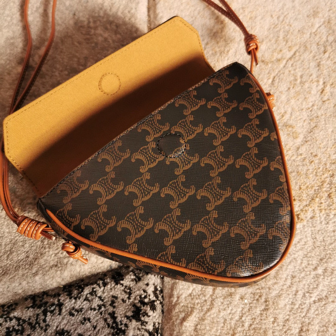 MOMO- high quality version 195902BZK.04LI TRIOMPHE item：B-B202J2804C
